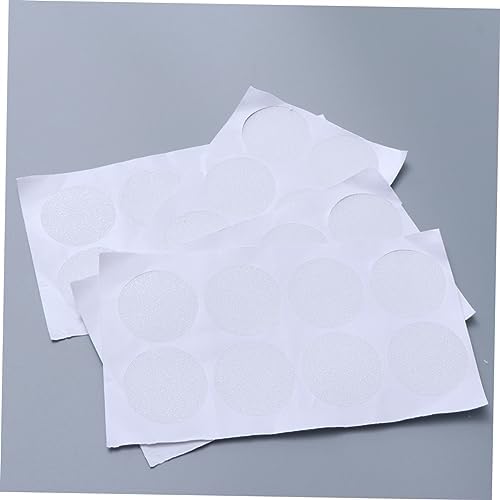 Safe bathroom mat for slip-free bath experience