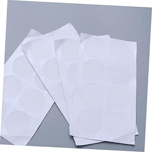 Safe bathroom mat for slip-free bath experience