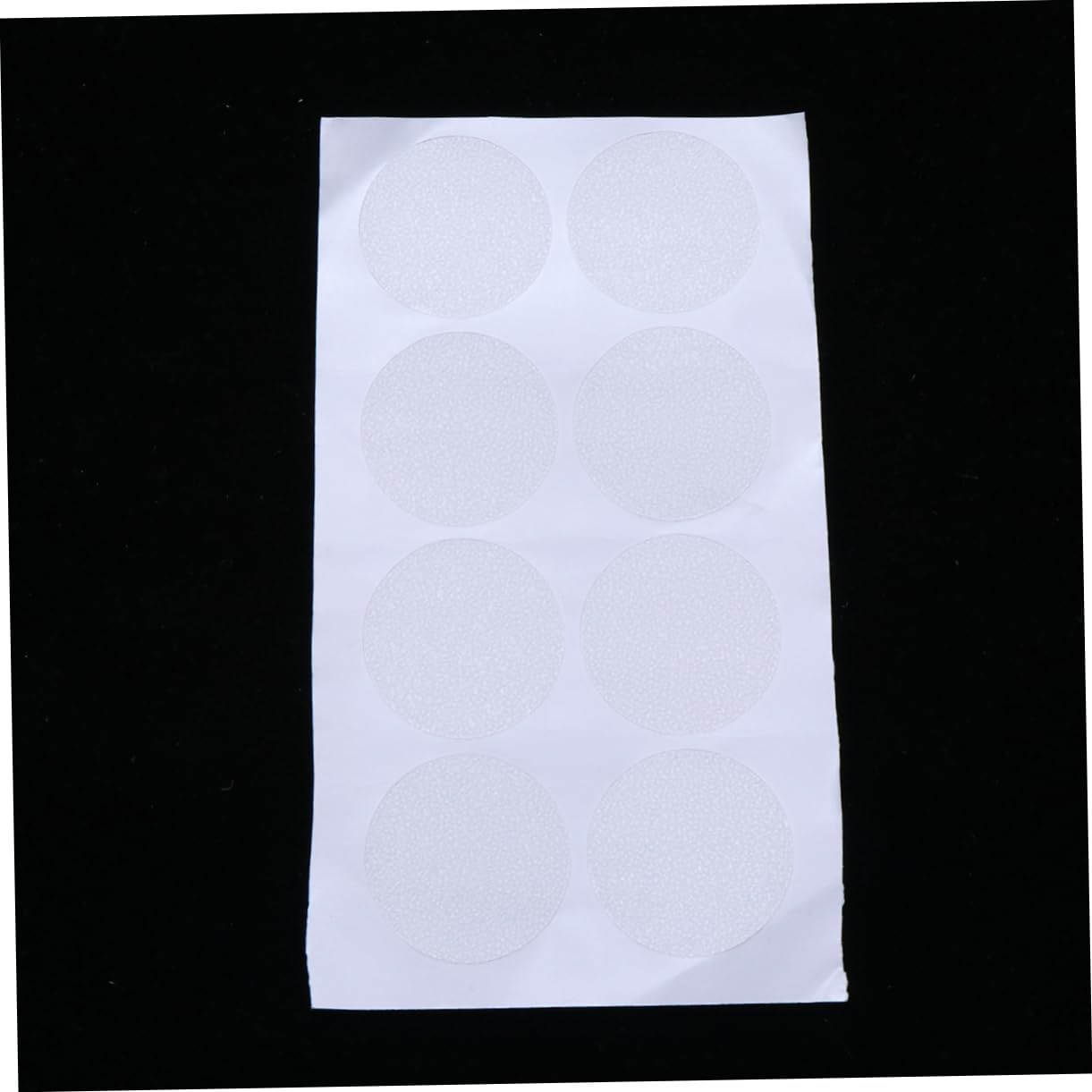 Safe bathroom mat for slip-free bath experience