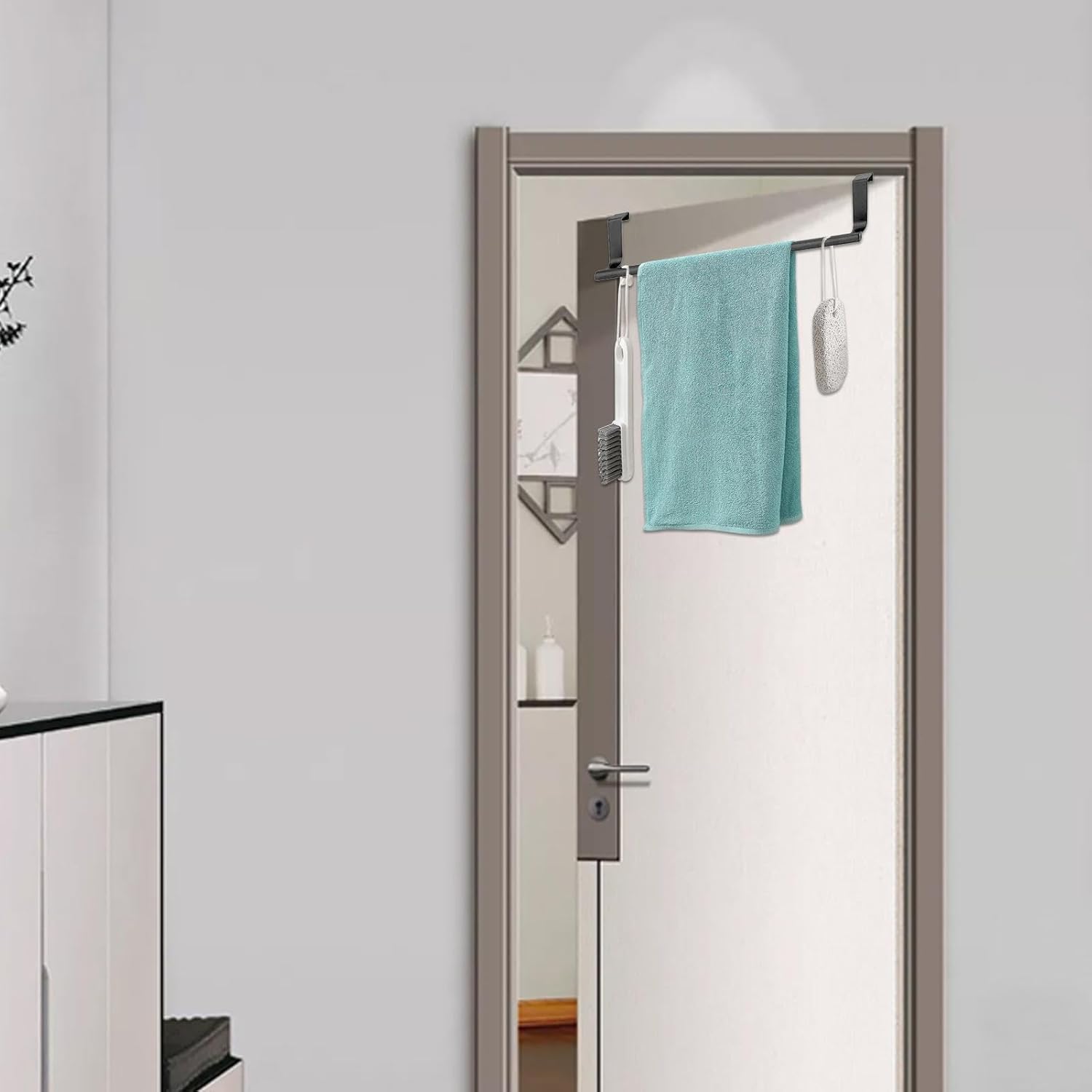 Generic Over-the-Door Towel Holder - Adjustable Storage Rack