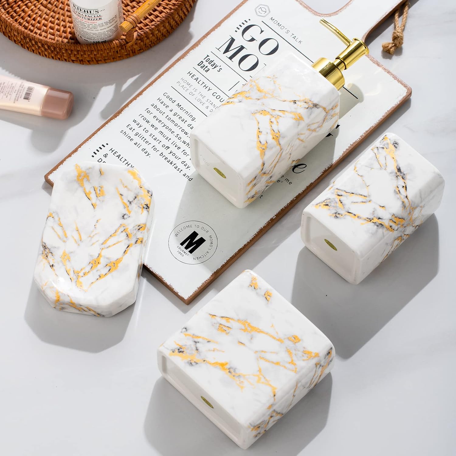 Elegant 4-Piece Bathtub Set with White Marble