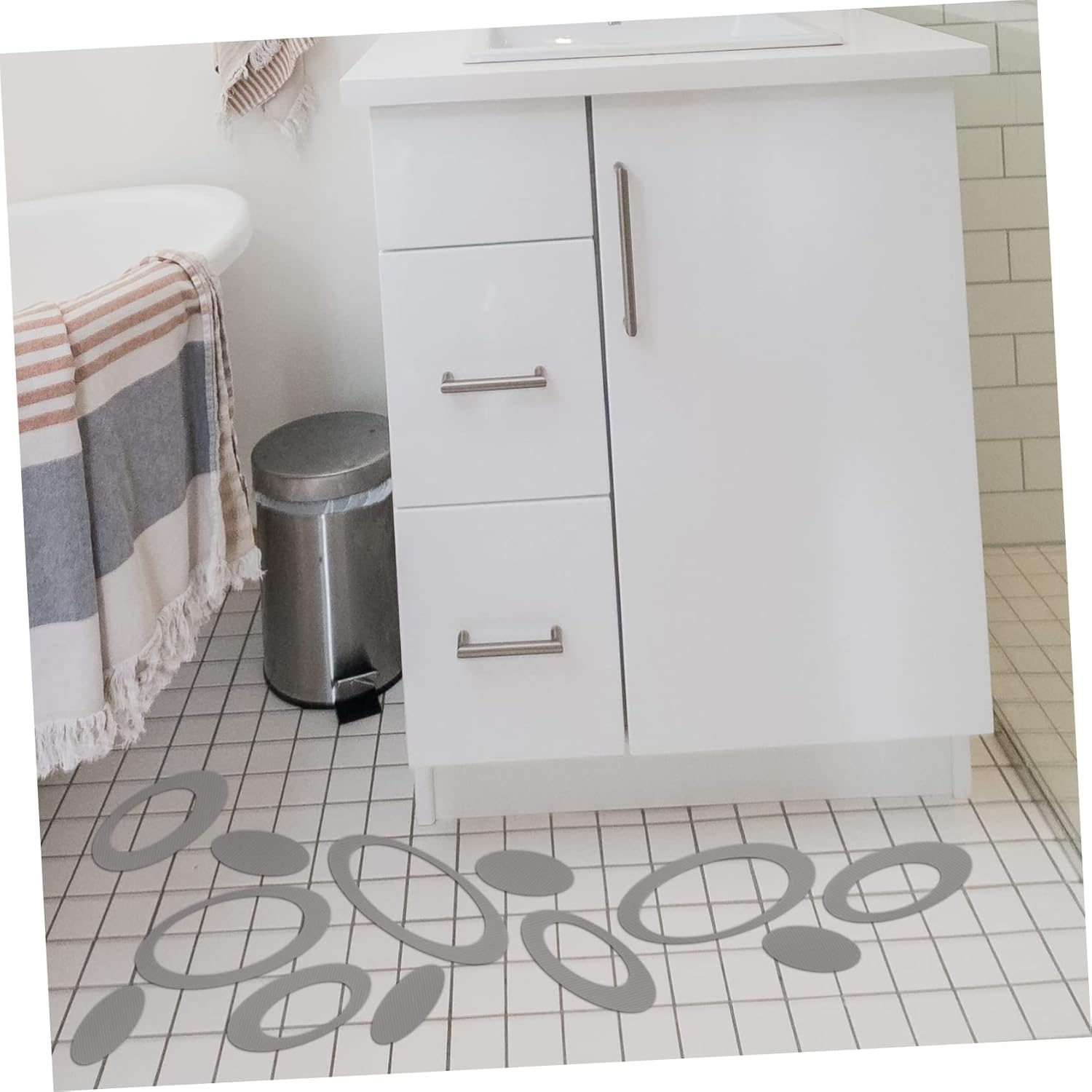 Cabilock Anti-Slip Stick Non-Slip Sticker for bathtub Safety